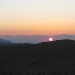Negev_ Sunrise_With_Moon 18